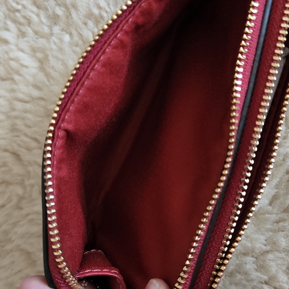 NWT Coach Double Corner Zip Brown/Ruby Signature Wristlet Bag ๐ - Picture 11 of 16